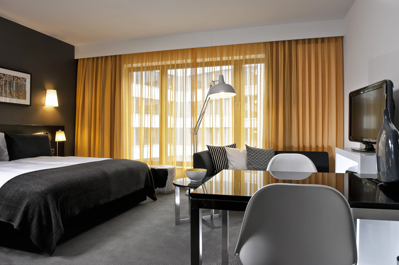 Adina Apartment Hotel Berlin Hackescher Markt