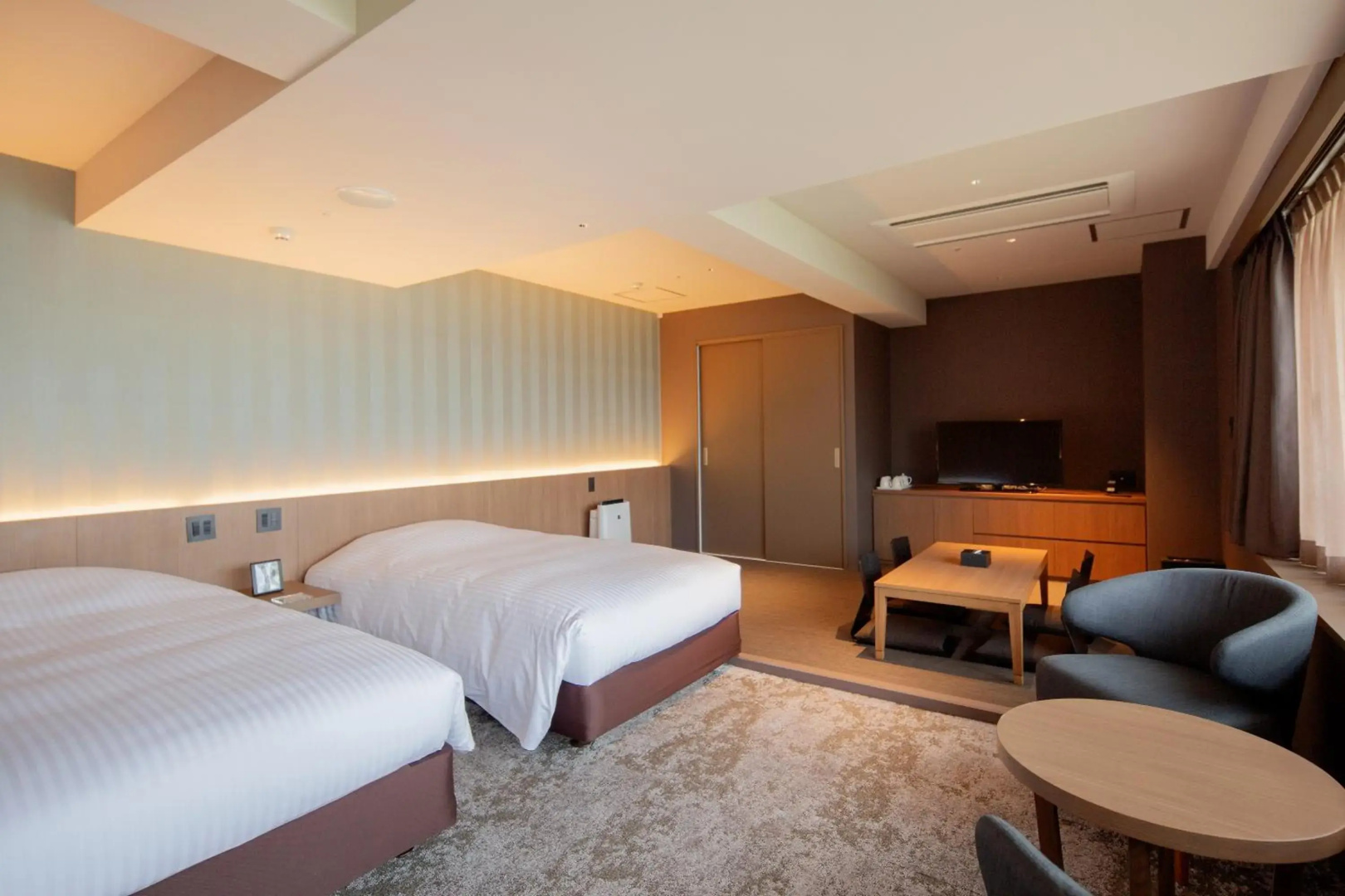 Art Hotel KOKURA New Tagawa