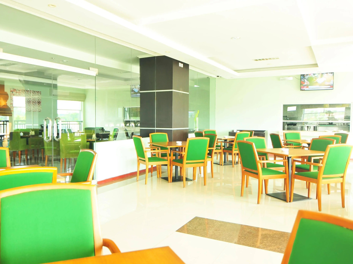 Her Hotel and Trade Center Balikpapan