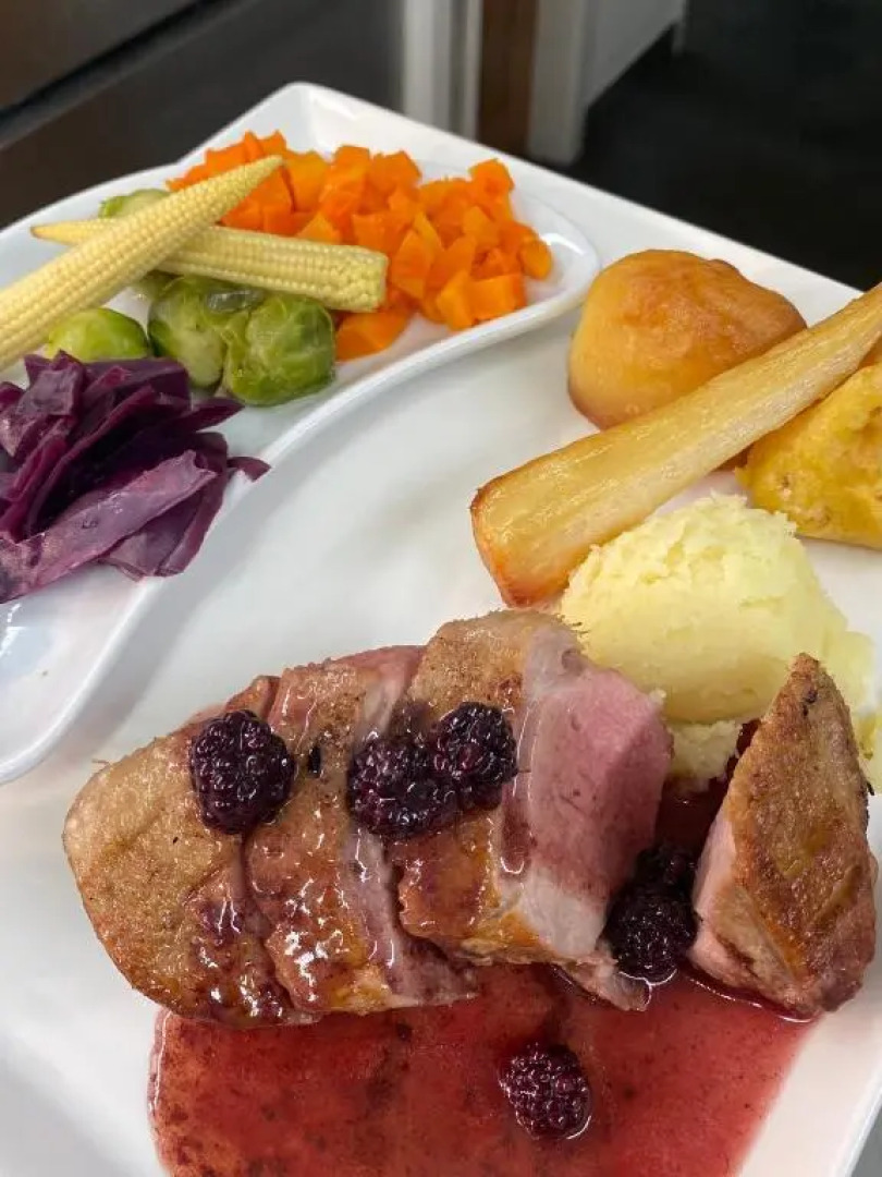 Blas Mwy Black Lion B and B