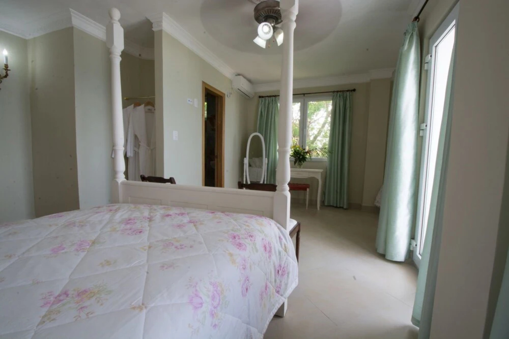 Taboga Palace Spa Hotel