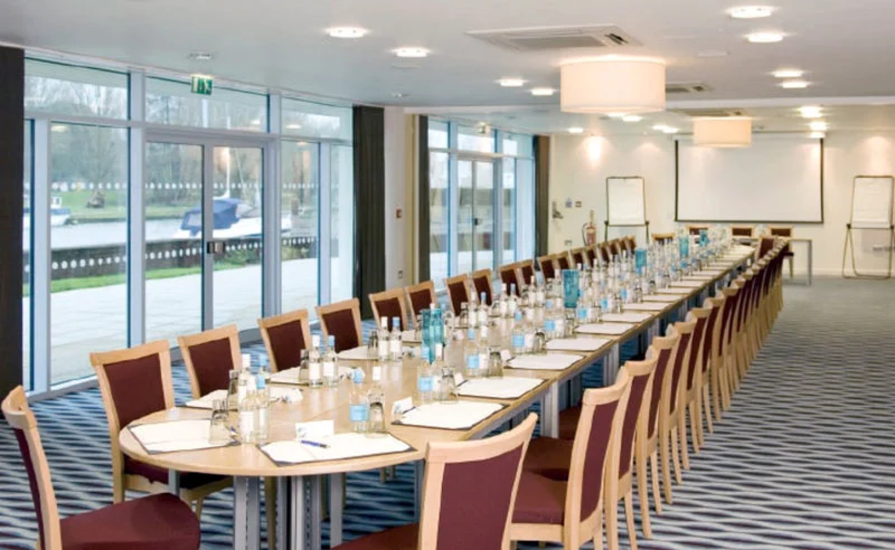 Captains Club Hotel Apartments And Spa