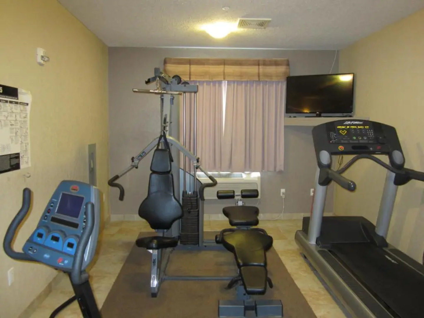 Lakeview Inns & Suites - Fort Nelson