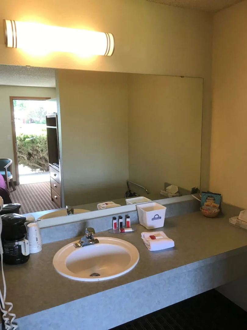 Days Inn by Wyndham Richland