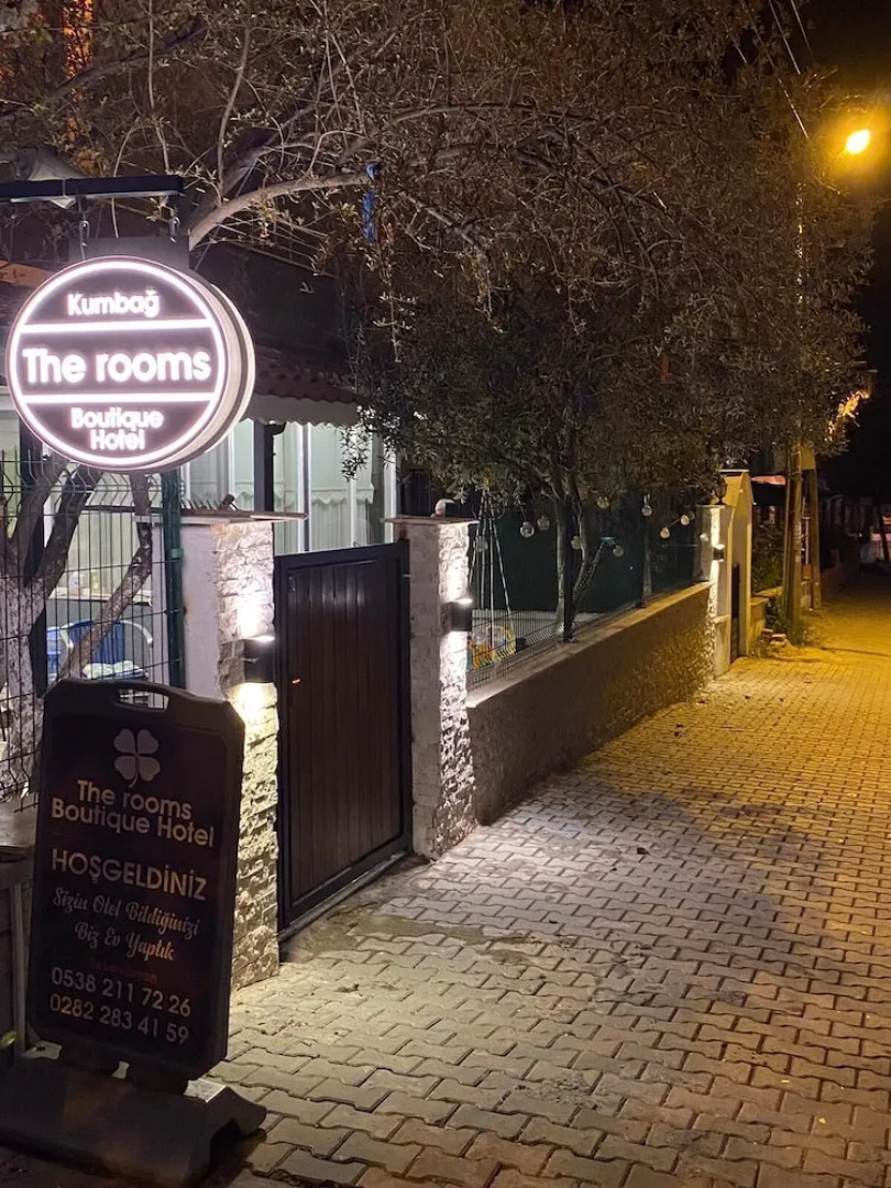 the rooms boutique hotel