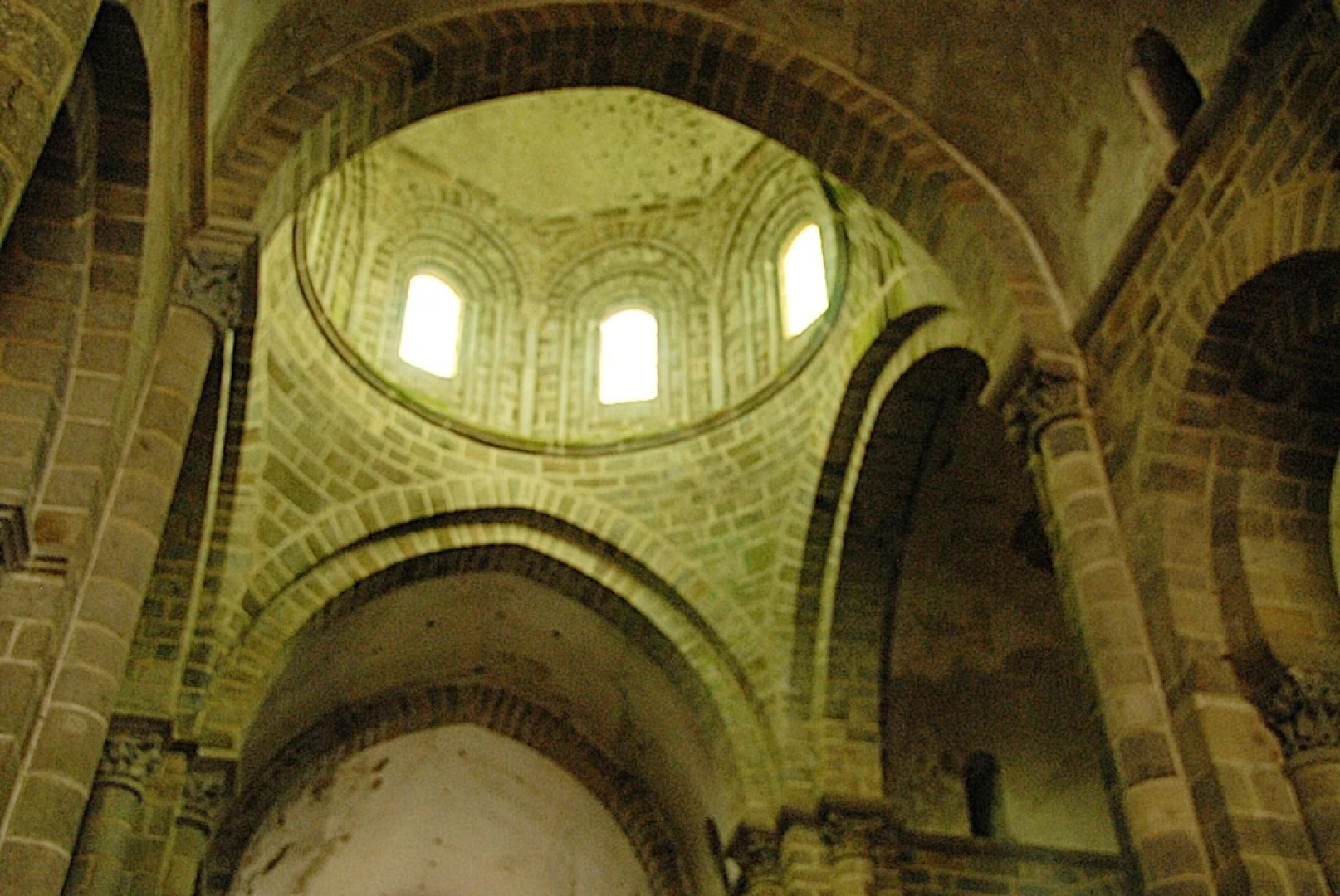 Studio in Le Dorat, With Wifi