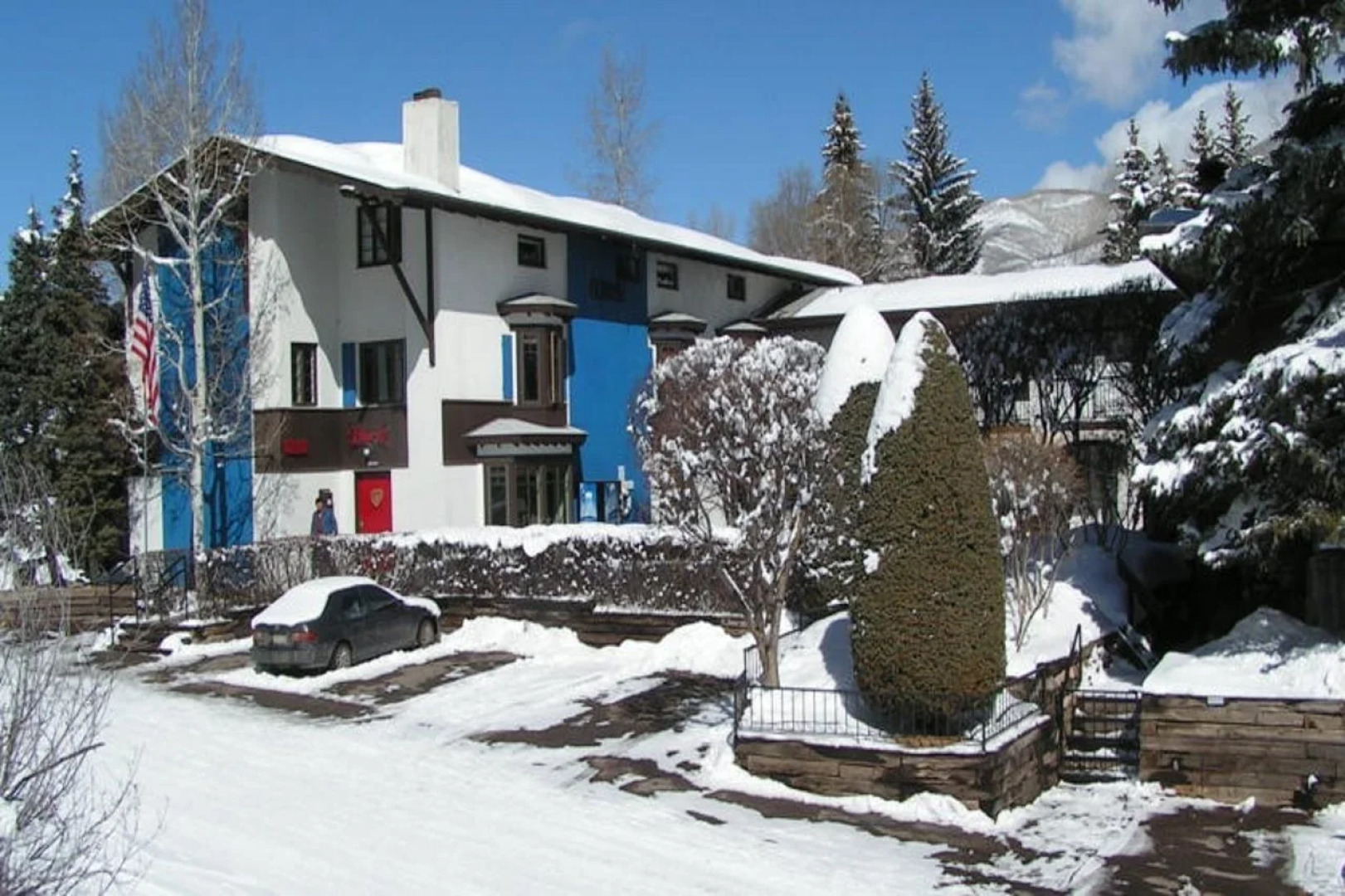 St. Moritz Lodge & Condominiums