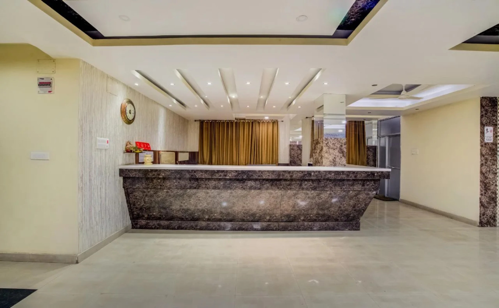 The Grand Yash By OYO Rooms