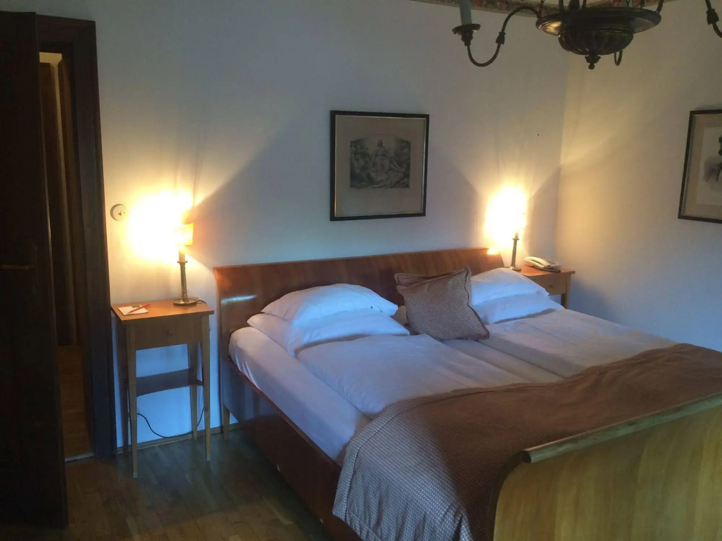 Der Schlosswirt zu Anif - Biedermeier-Hotel und Restaurant