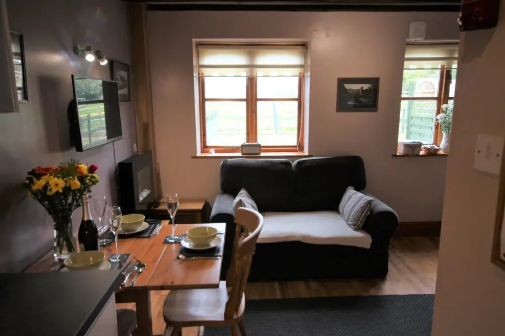 Whitley Elm Cottages