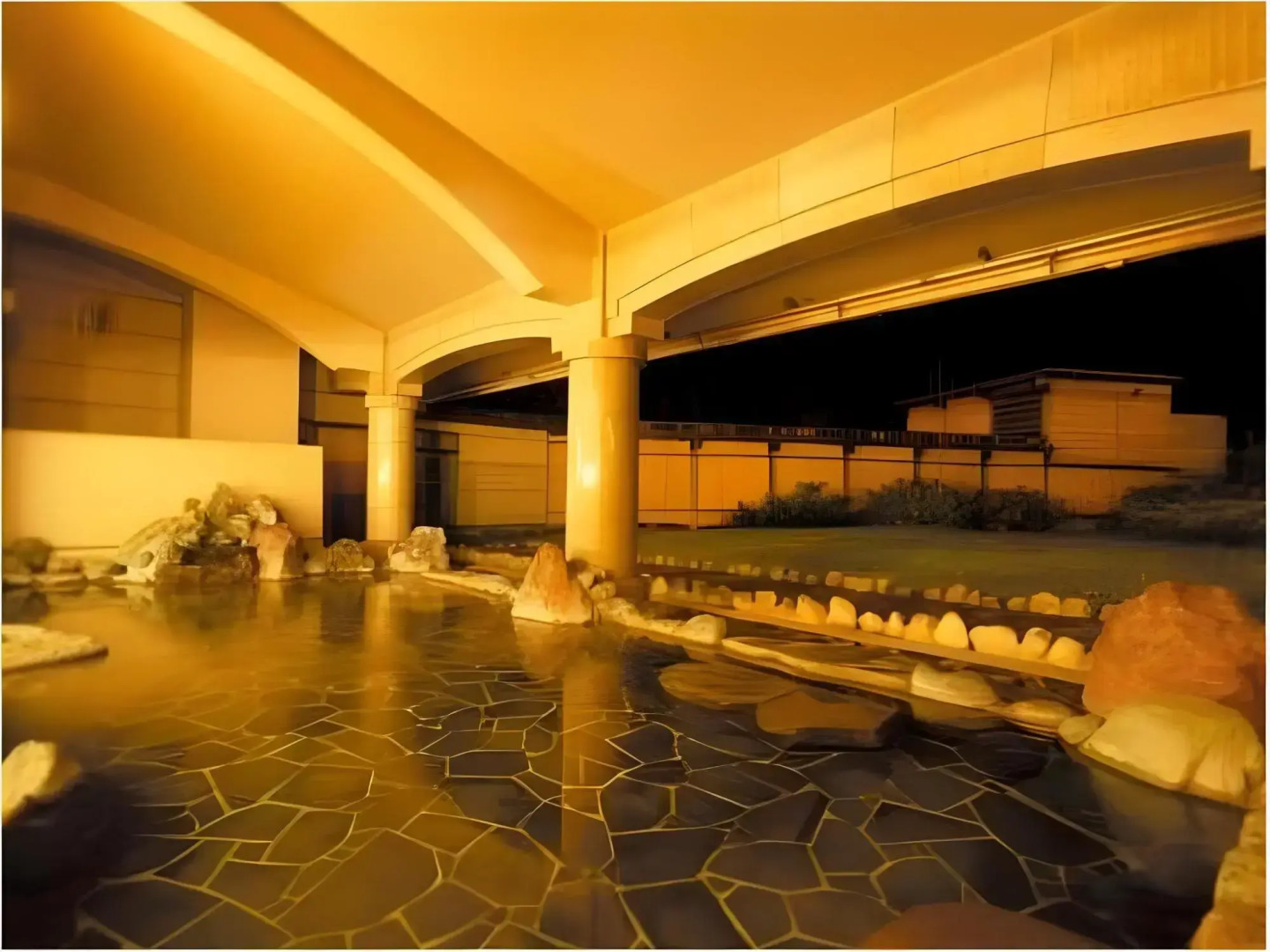 Royal Tainai Park Hotel