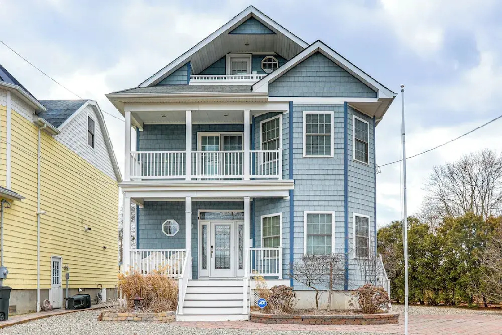 1 Mi to Jenkinson's Boardwalk: Family Gem w/ Grill