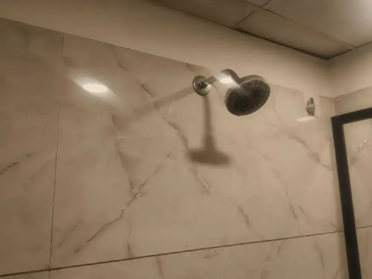 Wishotel Xpress Hotel GK Inn