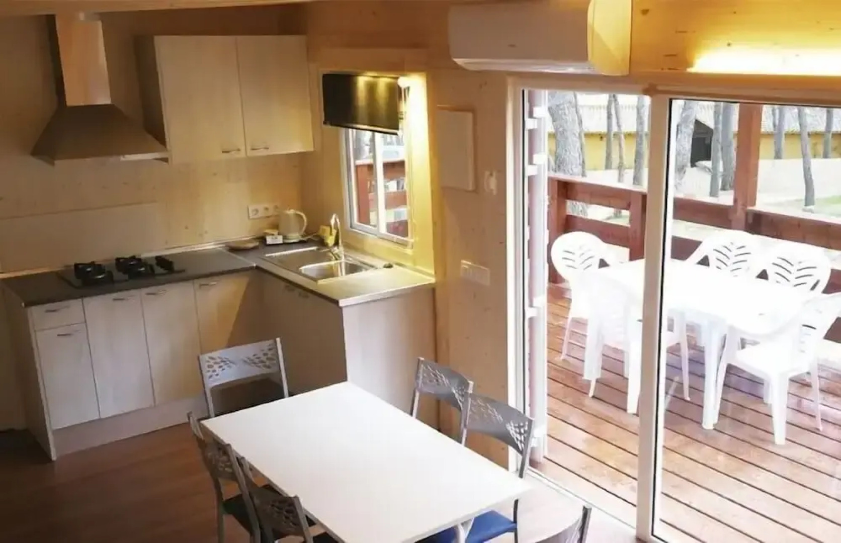 Camping Cala Montgó