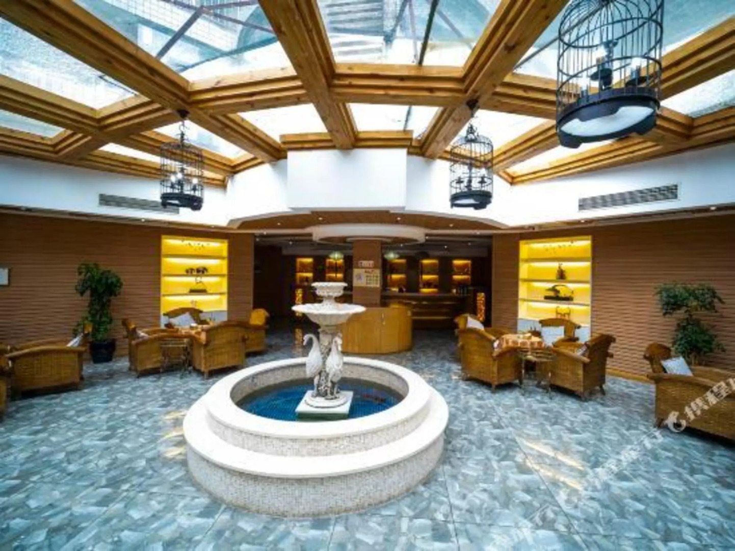 Haiyun Holiday Hotel