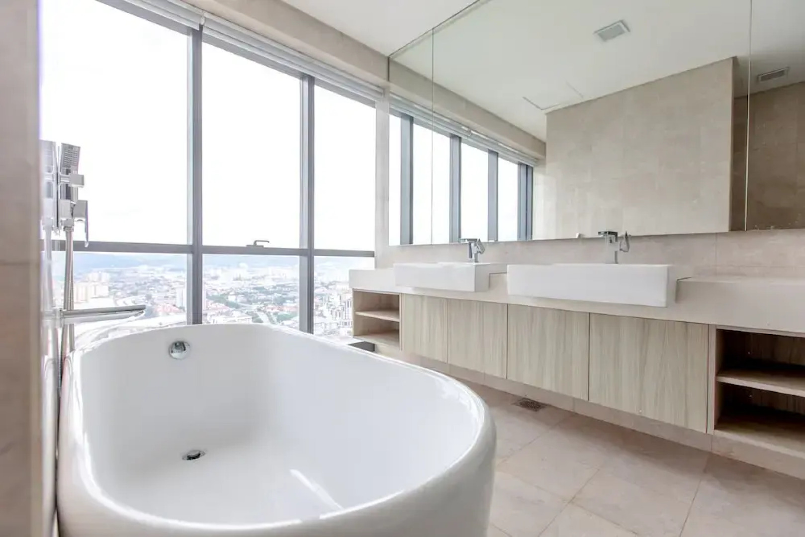 Rex Ollie at The Elements Ampang