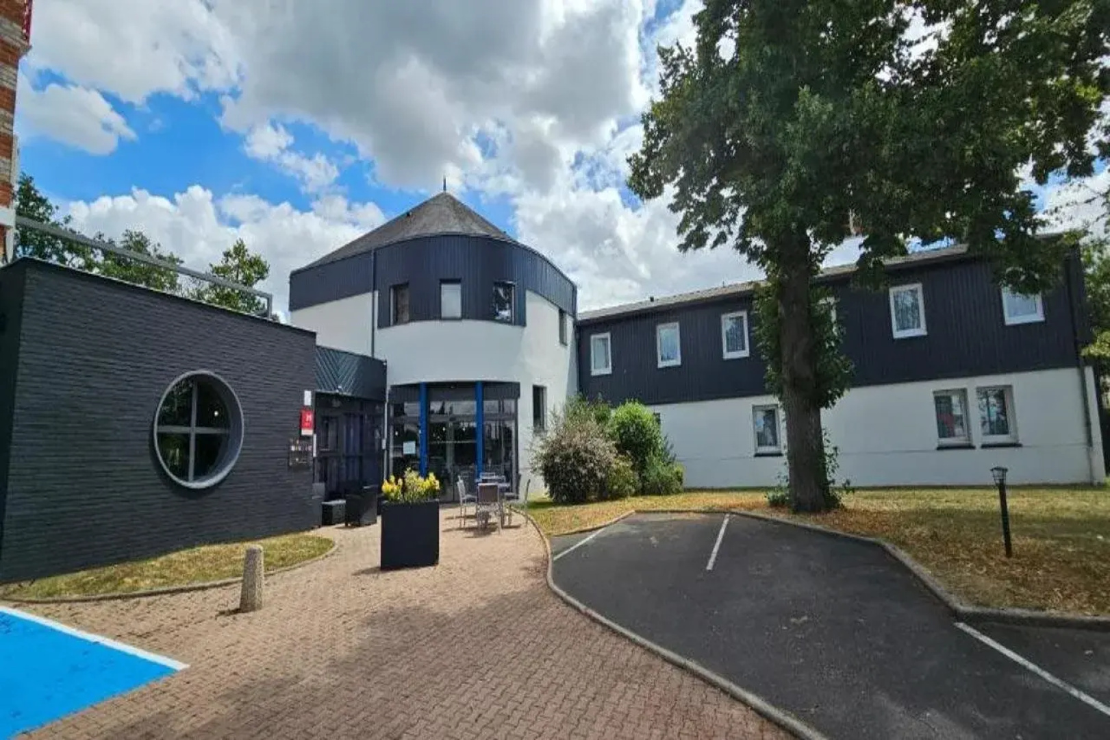 Quality Hotel Le Circuit - Le Mans