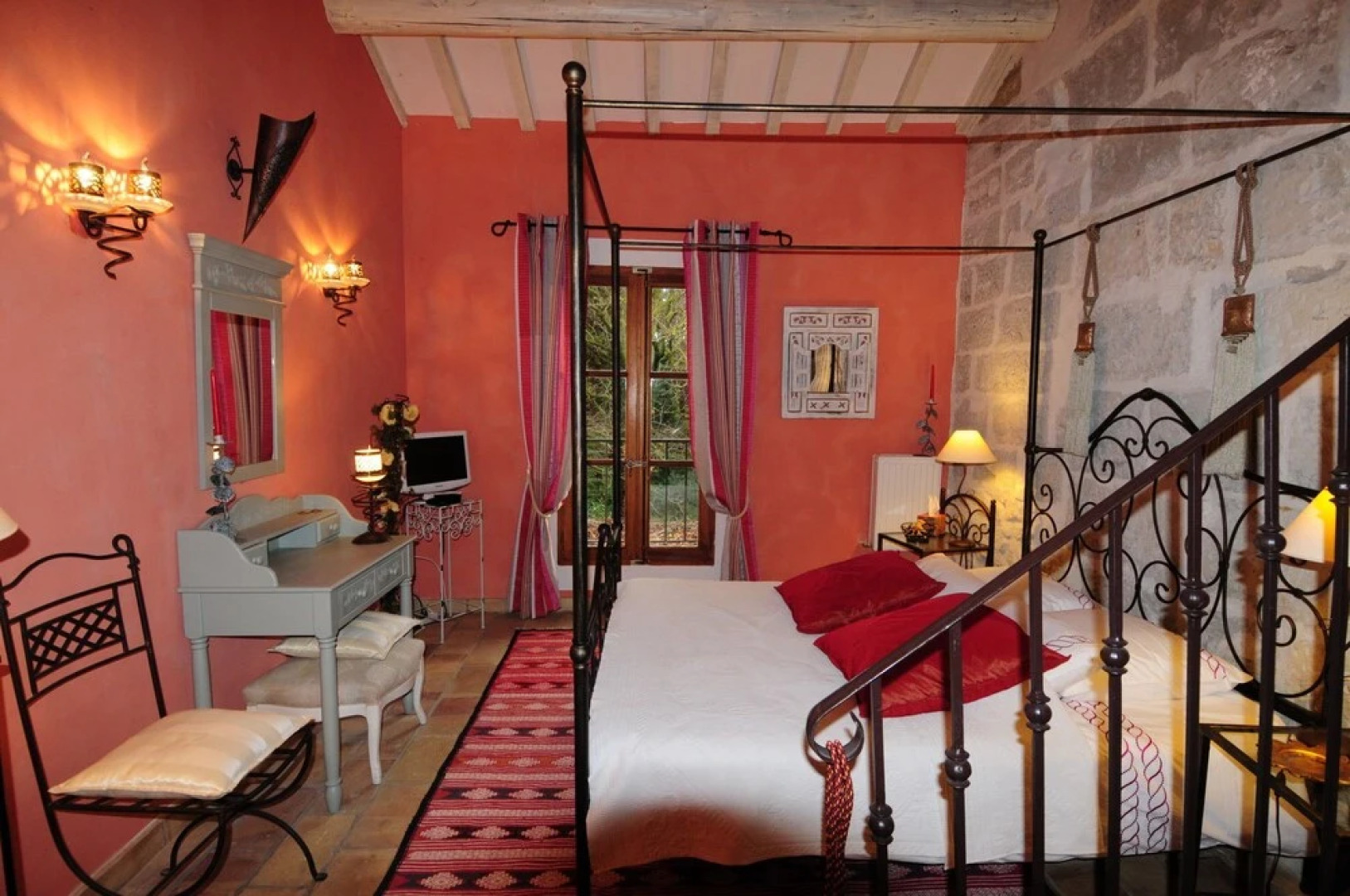 Le mas de l'Oleandre