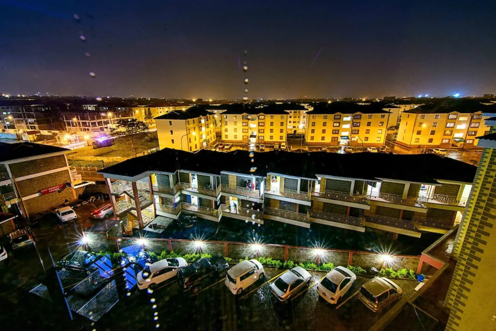 Seasons Airport Hotel