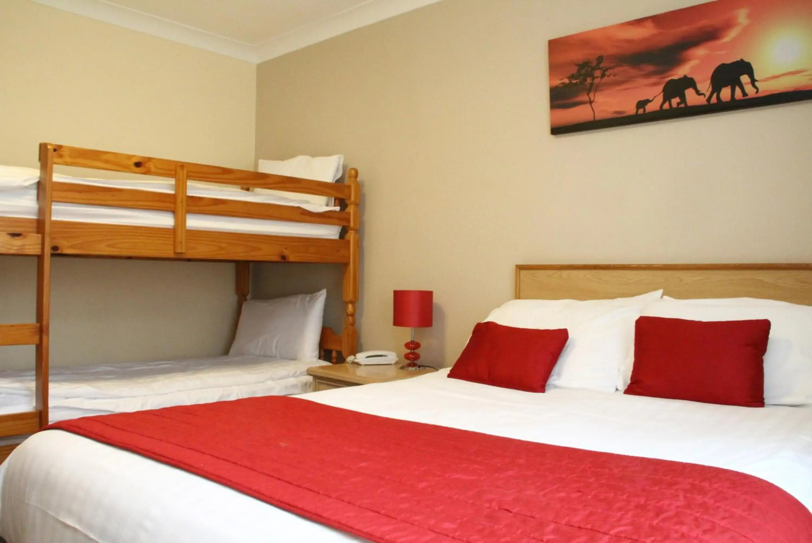 Exeter Court Hotel