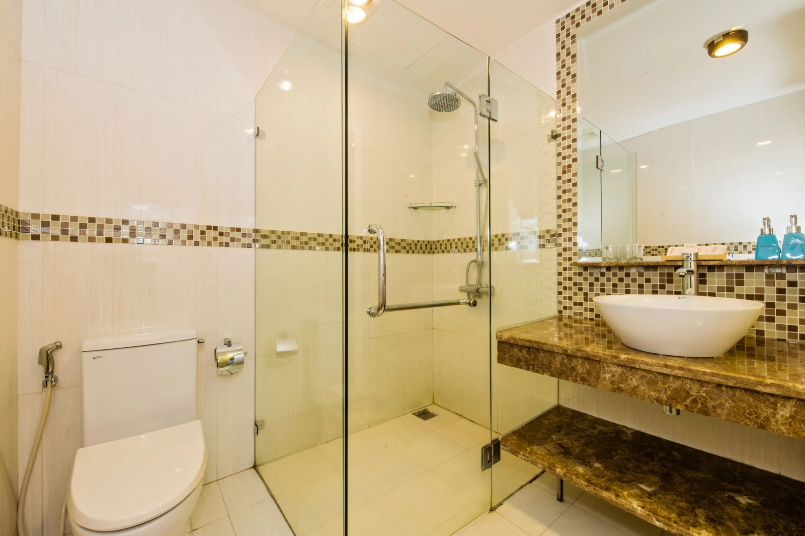 Vaia Hoi An Boutique Hotel