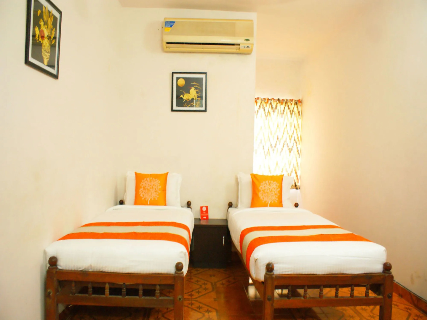 Nedumparambil Residency By OYO Rooms