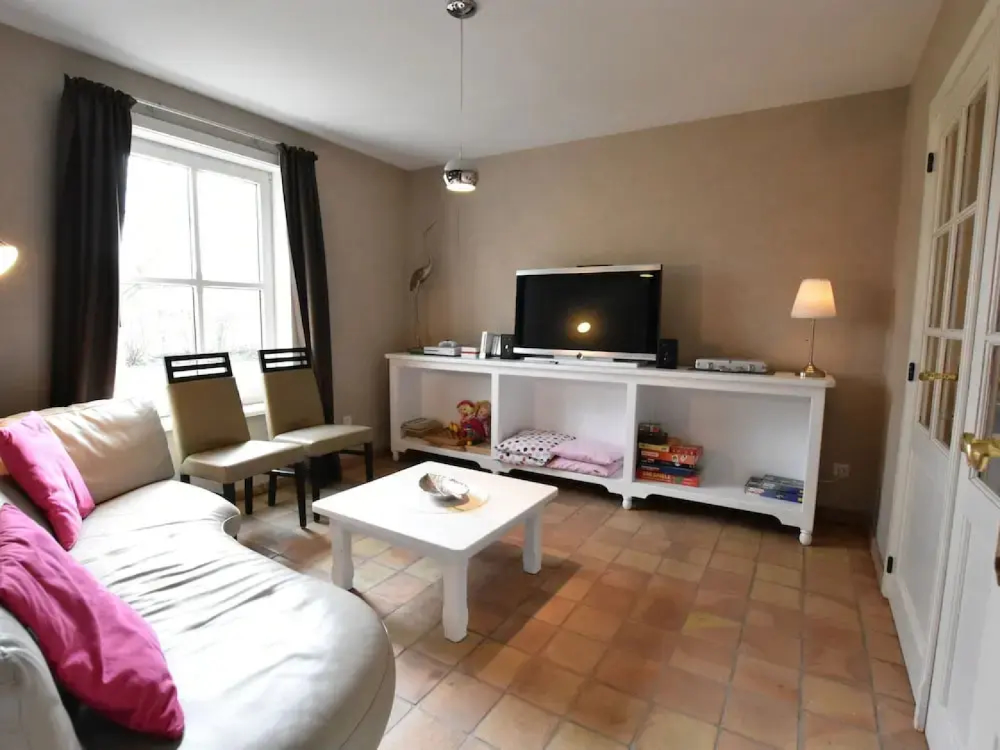 Spacious Holiday Home in Ichtegem With Garden