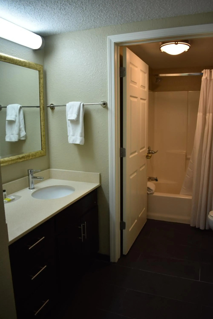 Staybridge Suites Cranbury by IHG