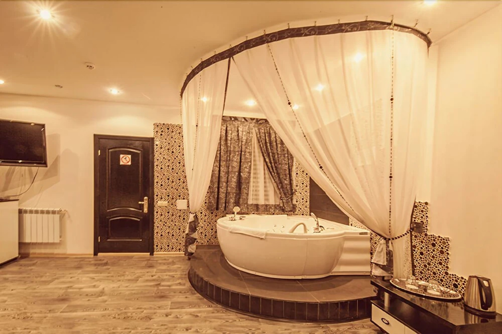 Отель Нивки Плаза