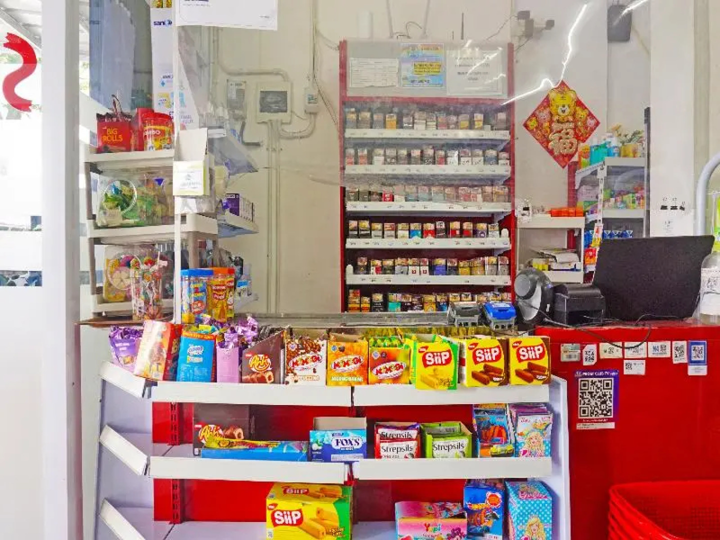 San San Rooms Gunung Putri Square