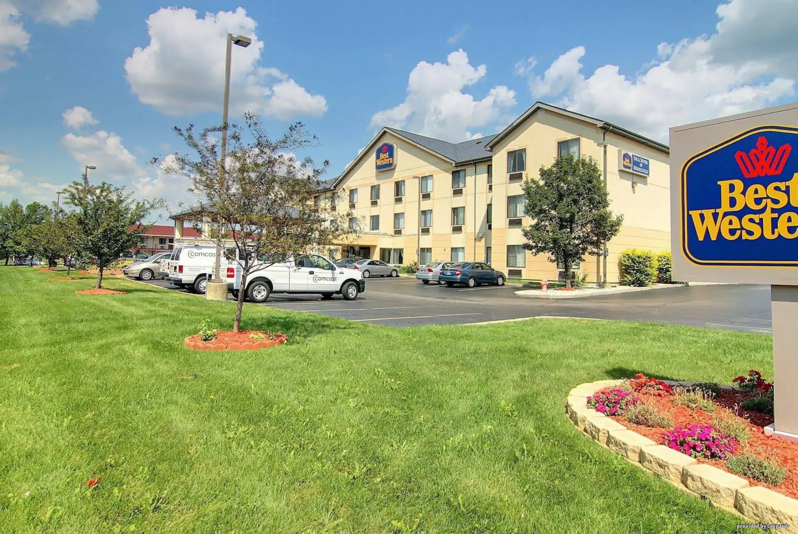 Best Western Inn & Suites Merrillville