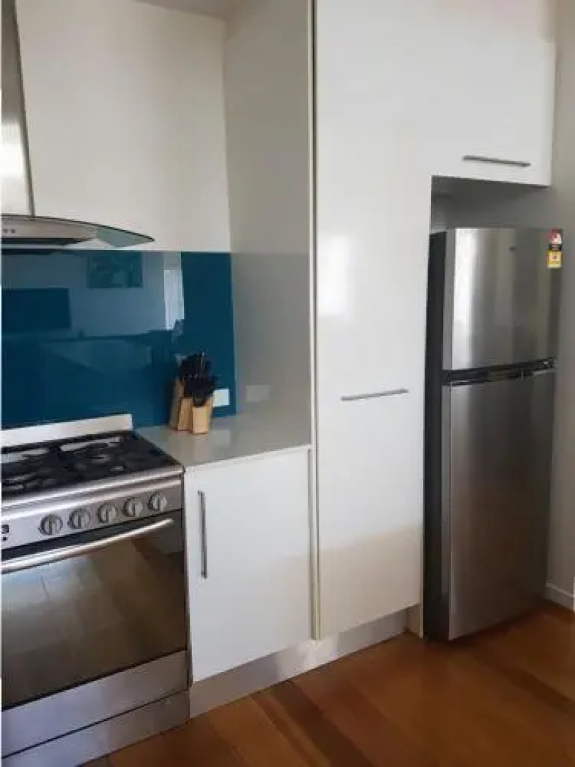 10 Double Island Drive Modern Family Home Centrally Located Swimming Pool & Outdoor Area