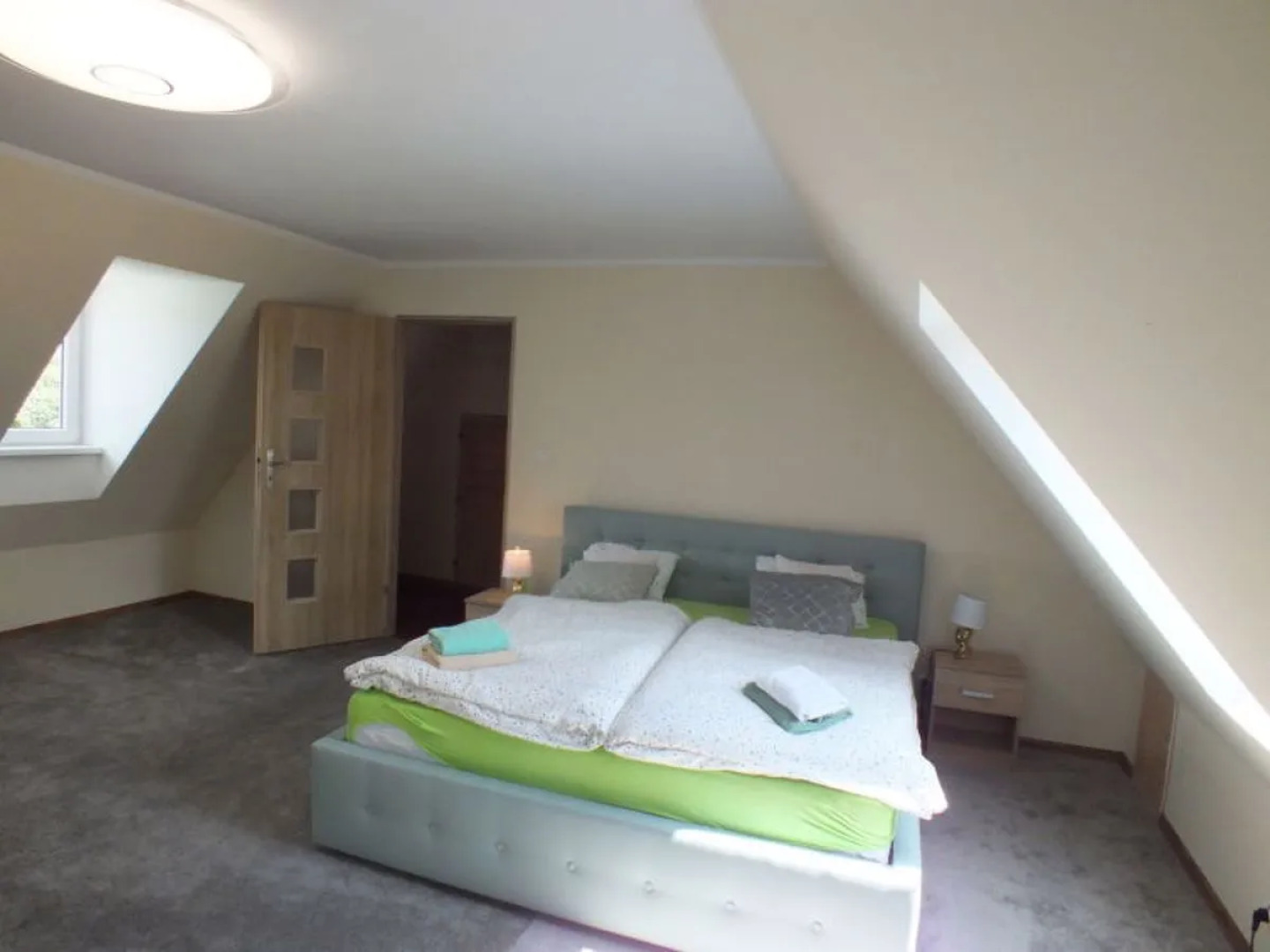 Country House Premium