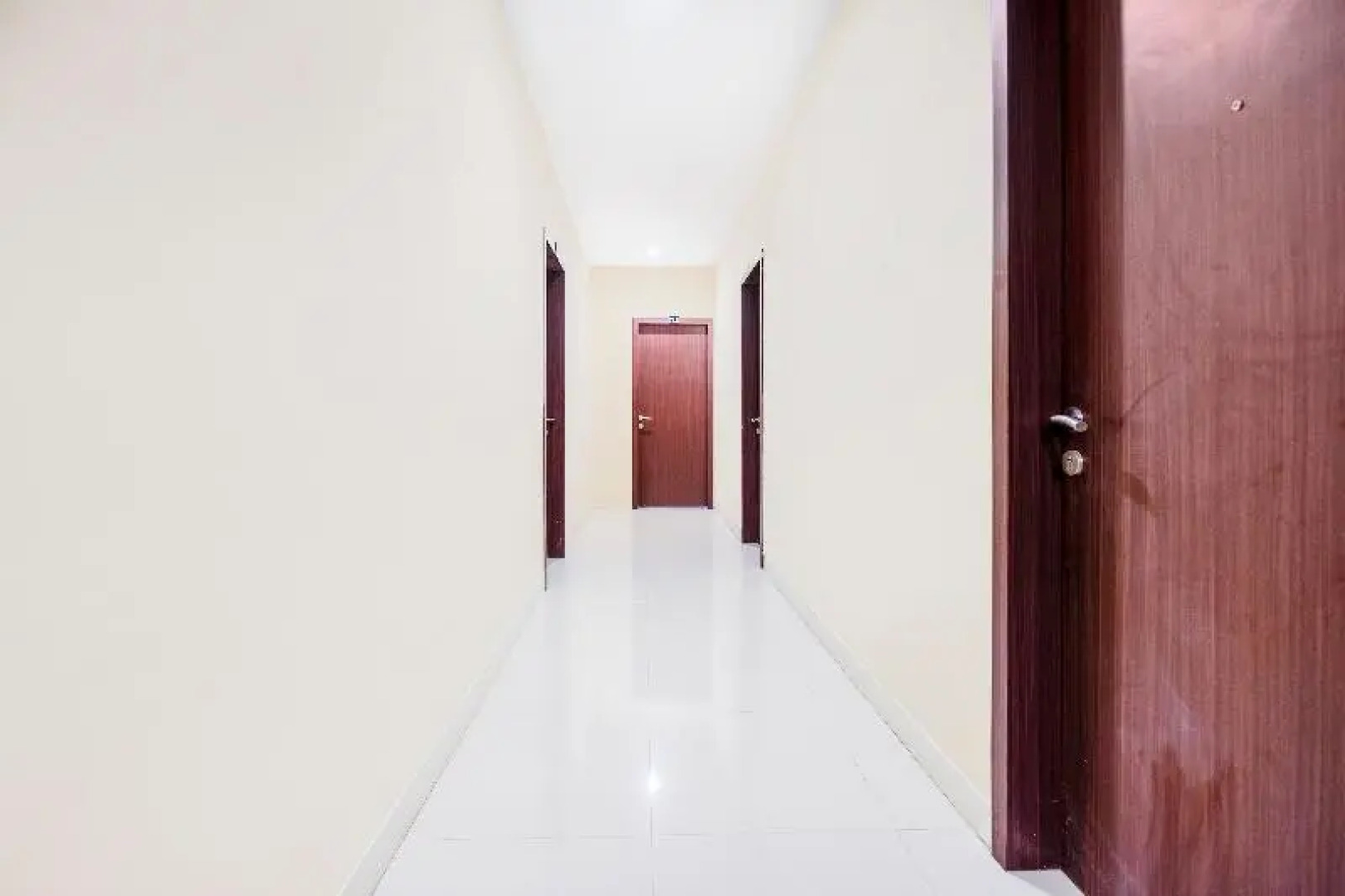 OYO 1633 Hotel Darma Nusantara 3