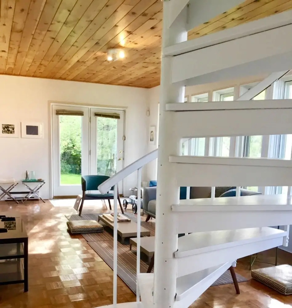 The Cameron Cottage - 5 Bedrooms