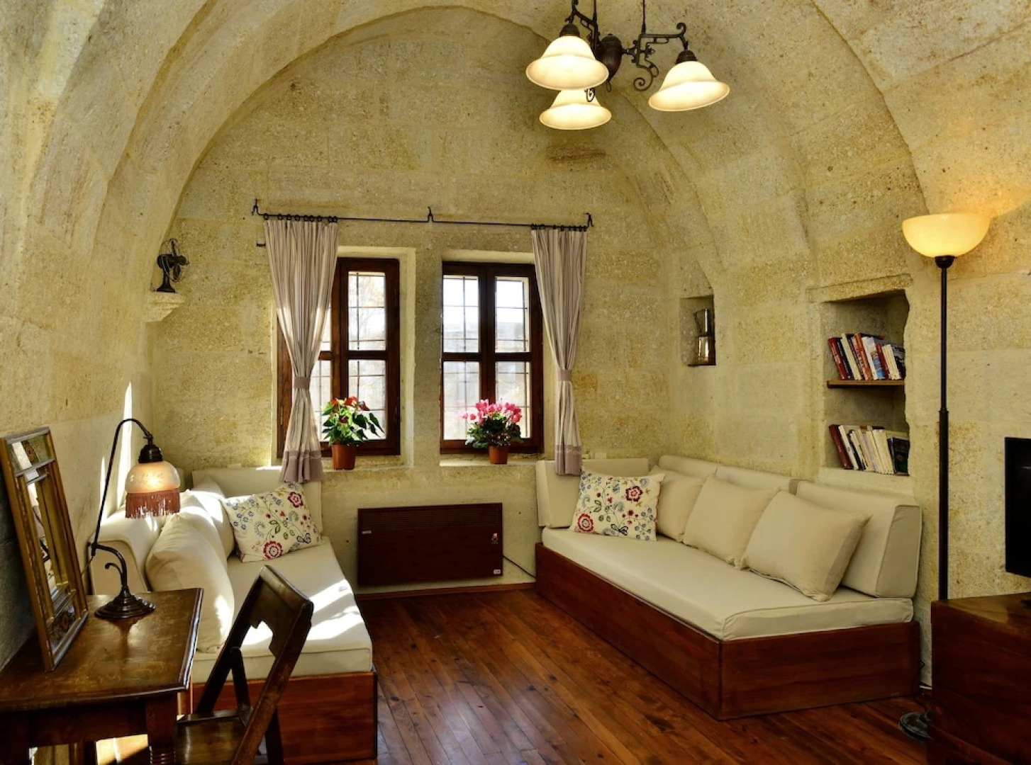 Esbelli Evi Cave Hotel