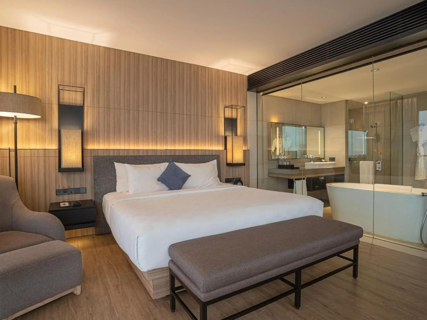 Royal Tulip Gunung Geulis Resort and Golf