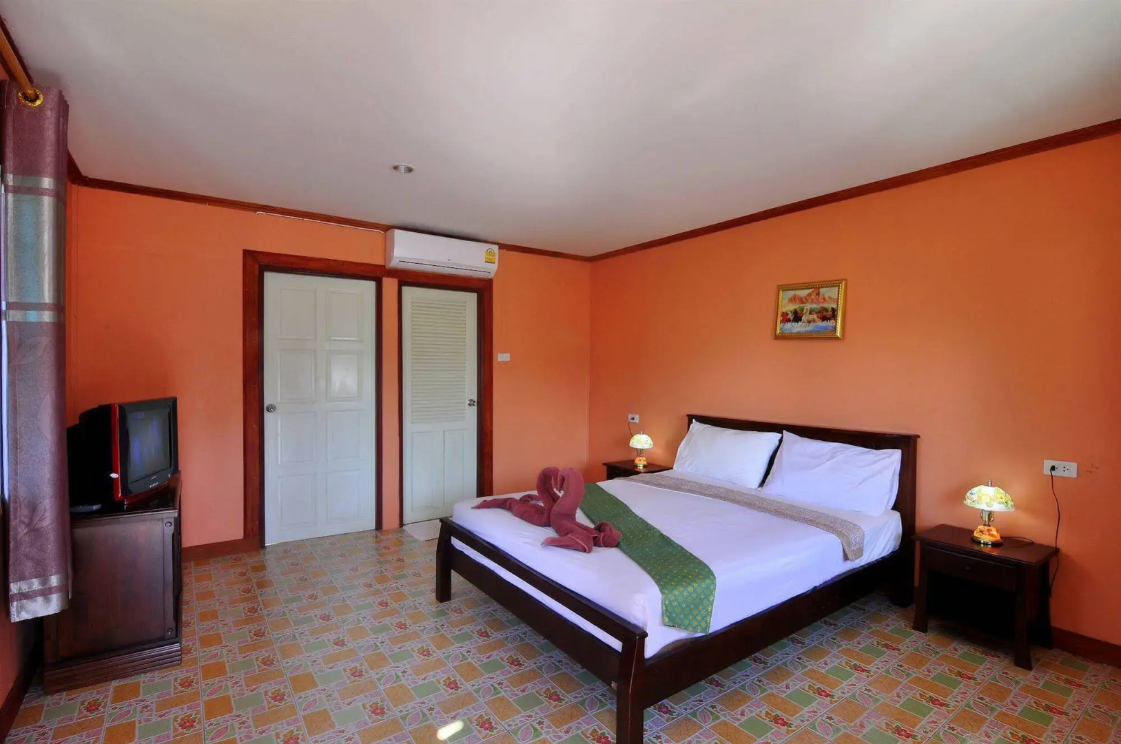 Phi Phi Sand Sea House