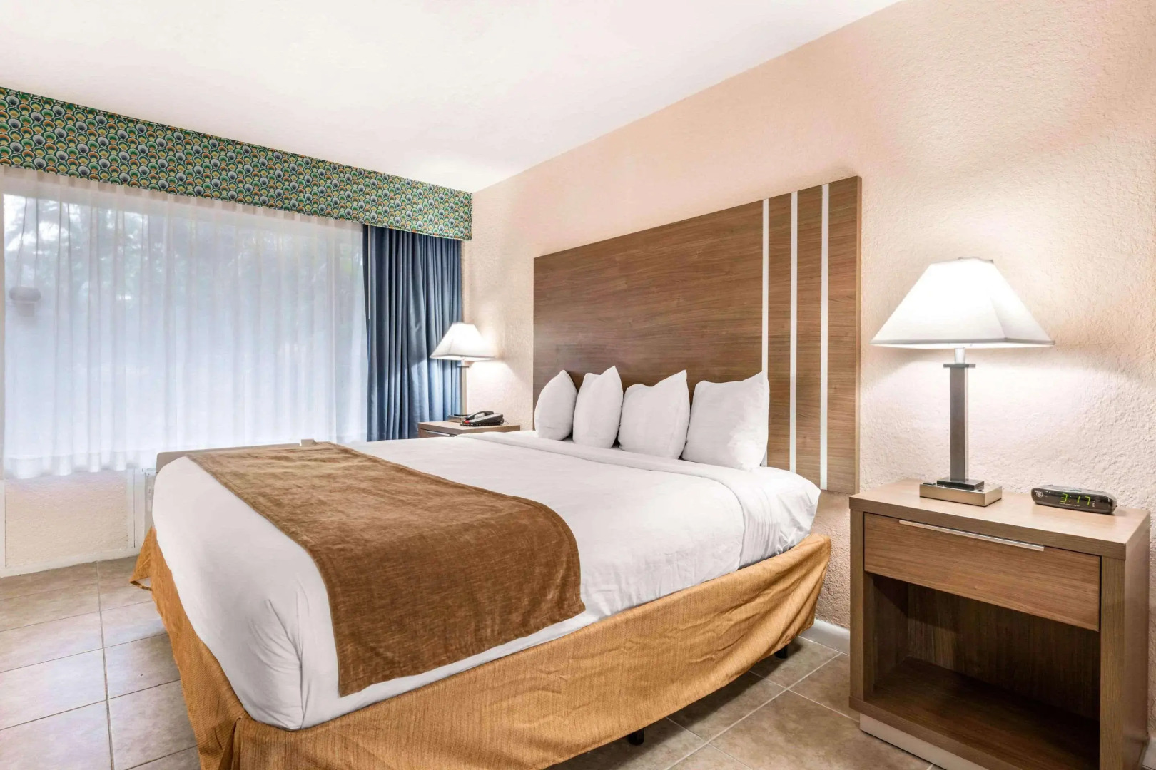 Rodeway Inn & Suites Fort Lauderdale Airport / Cruise Port