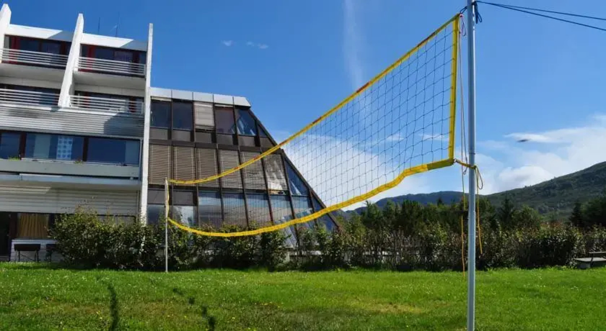 Ulsteinvik Vandrerhjem og Sommerhotell