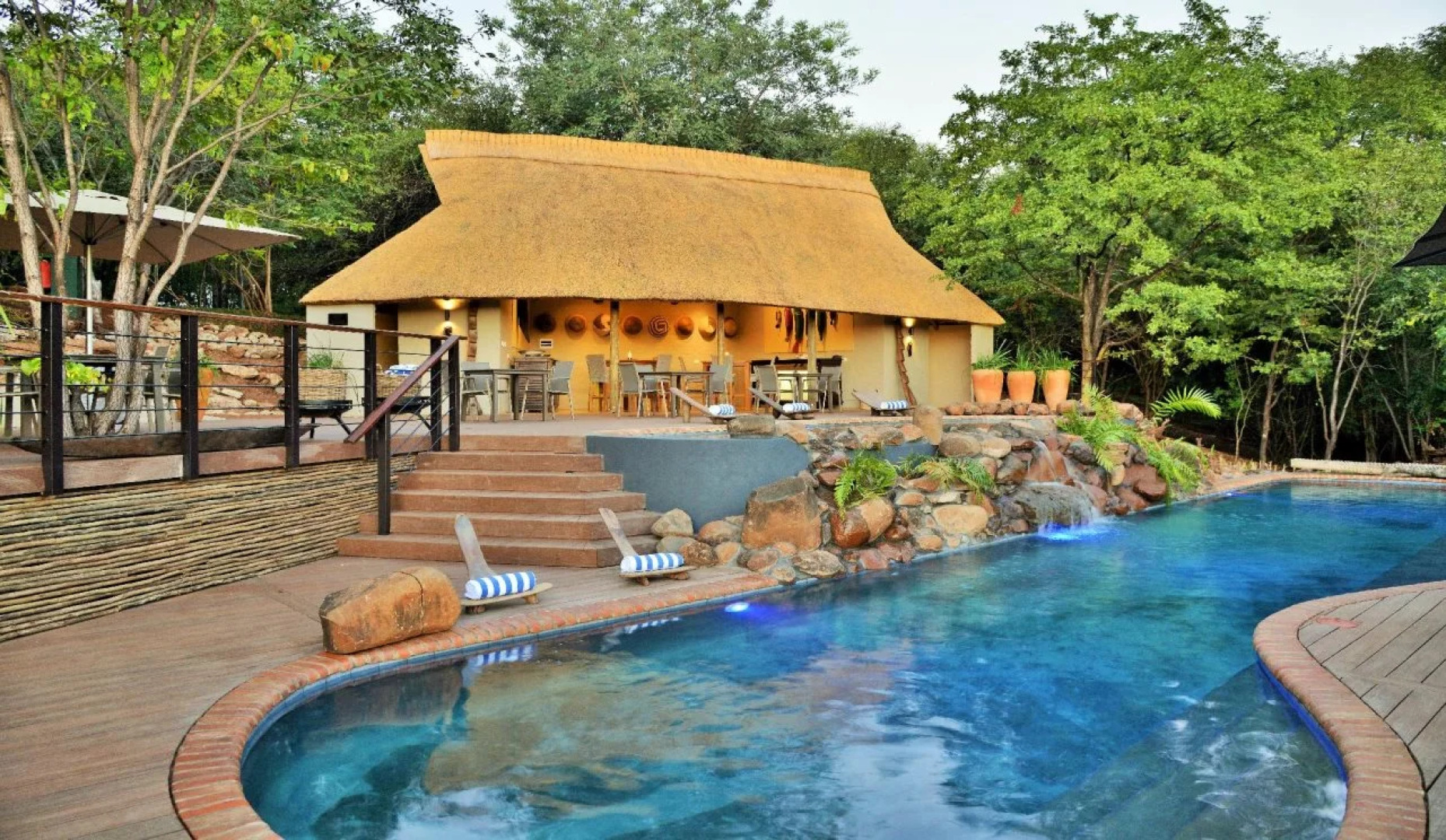 Victoria Falls Safari Club