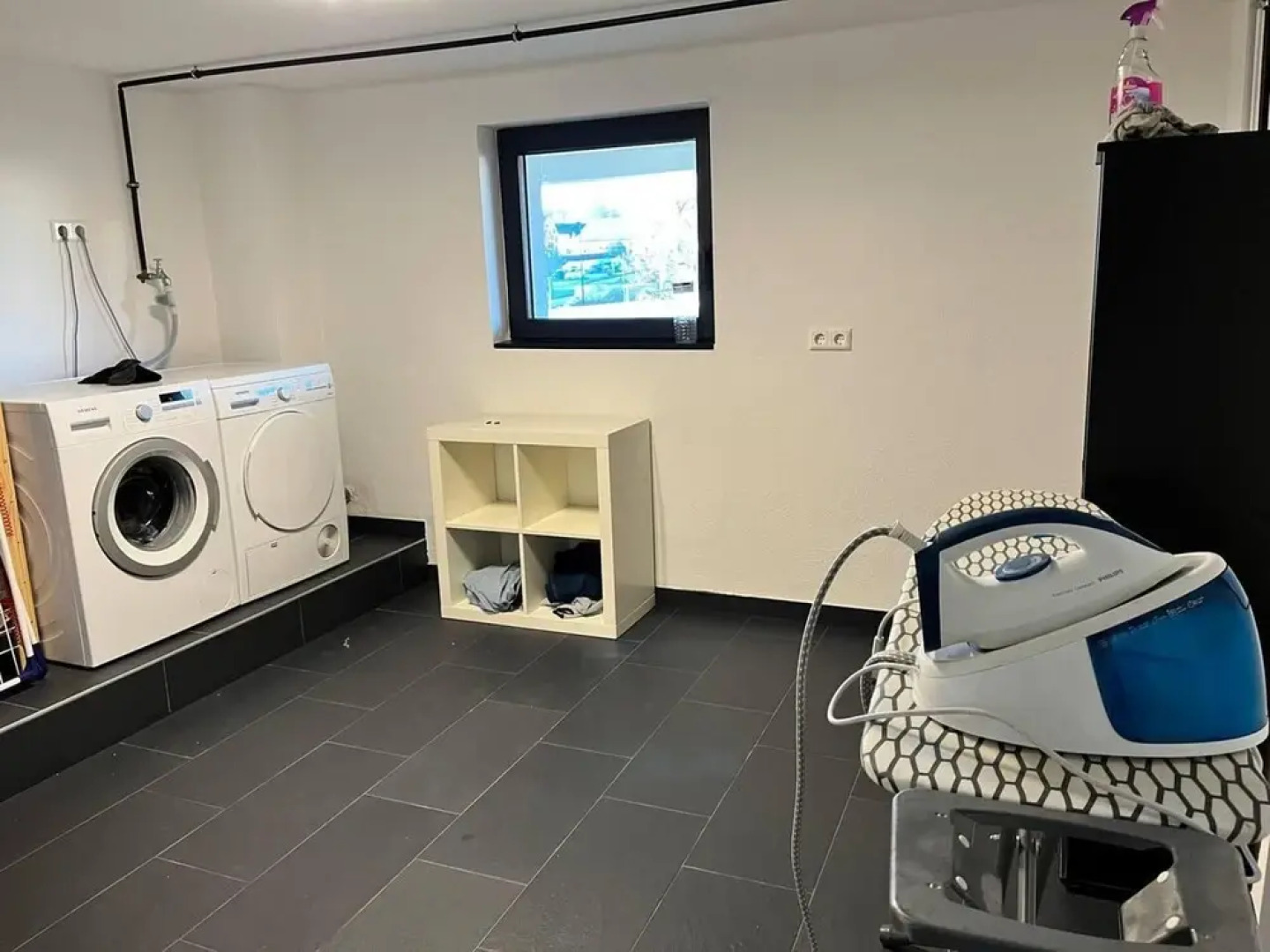 House - Sleeps 8 - Pets Ok - Garden - Parking