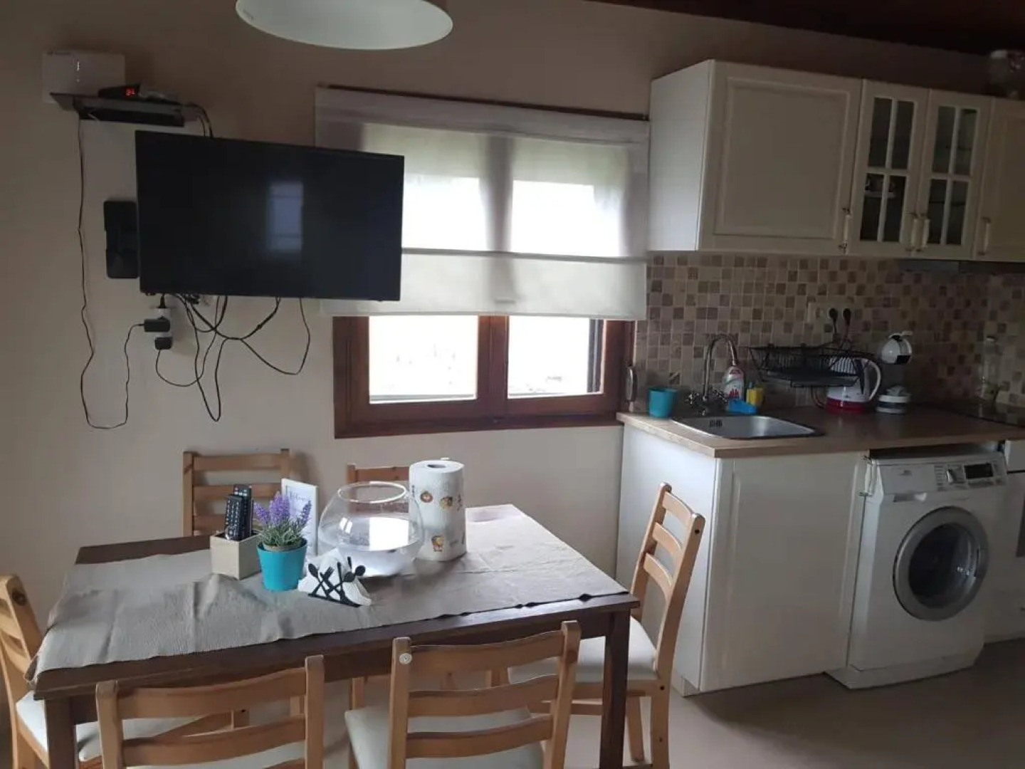 Omonia Beach House 2