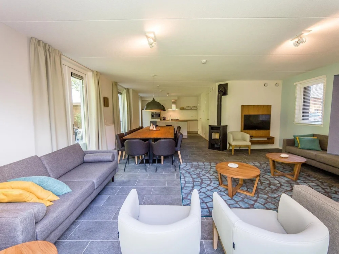 Lush Holiday Home 4km From Maastricht