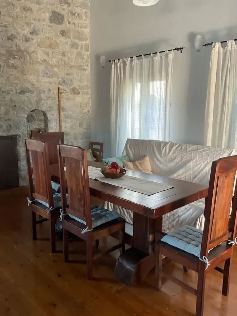 Vitina Number 5 House