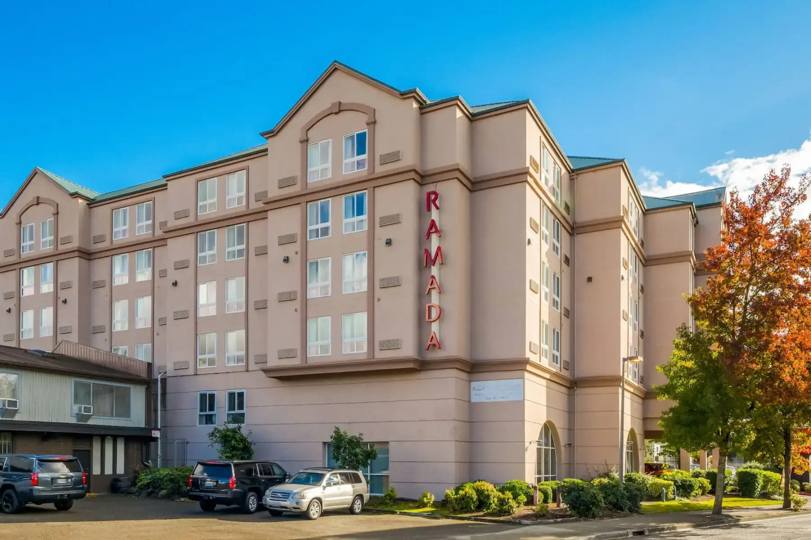 Ramada by Wyndham SeaTac Airport
