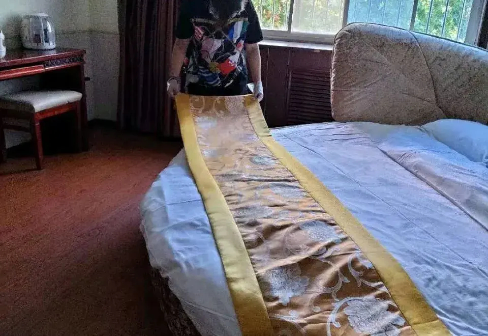 XinYuHaoHotel（formerlyOrientalPearlHotel）