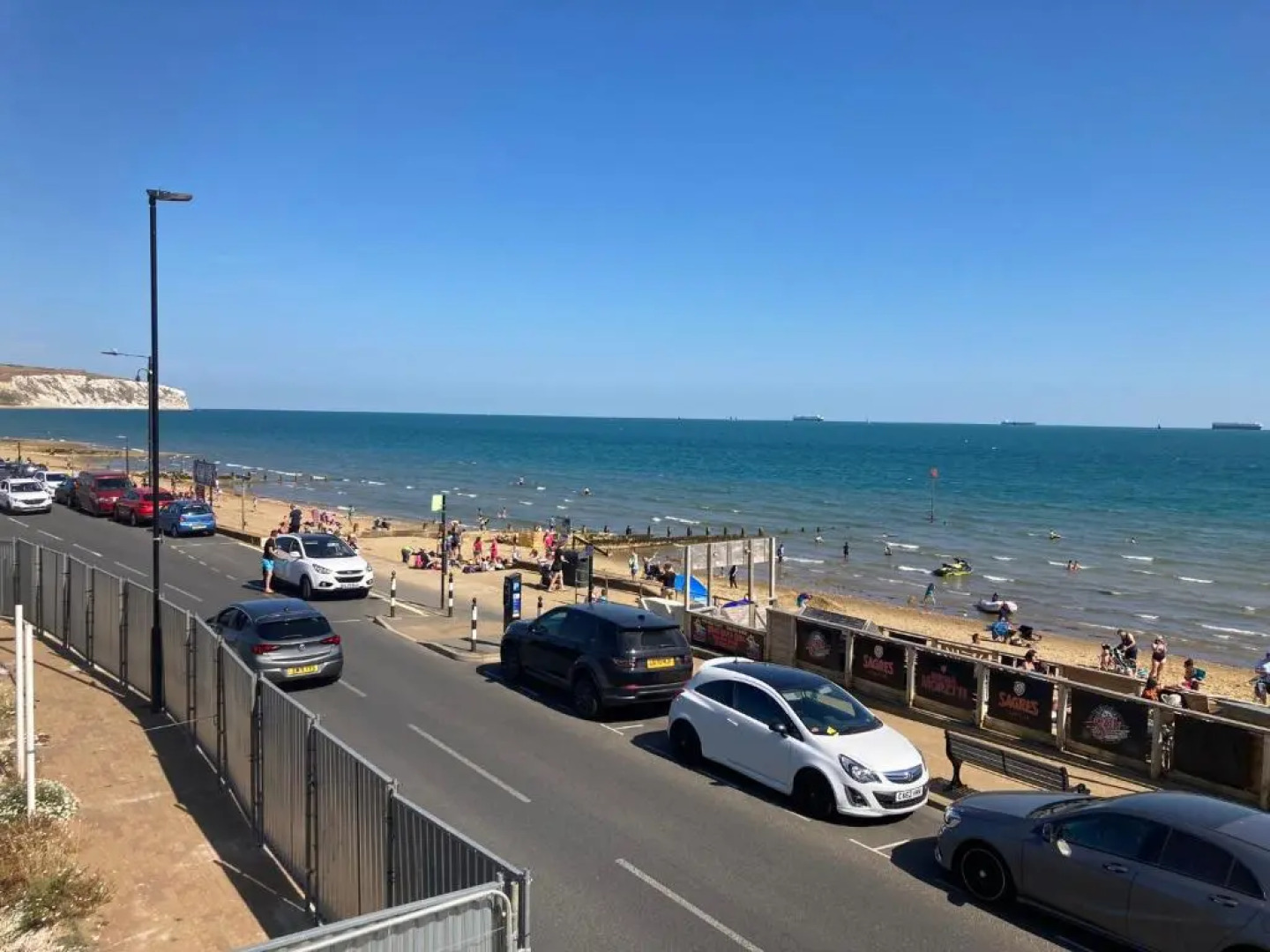 24 Breakwaters - Sandown Bay - Isle of Wight