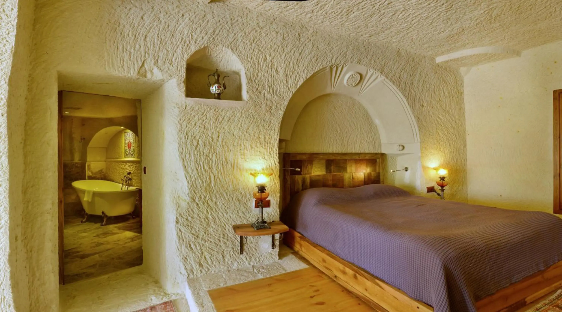 Seki Cave Suites