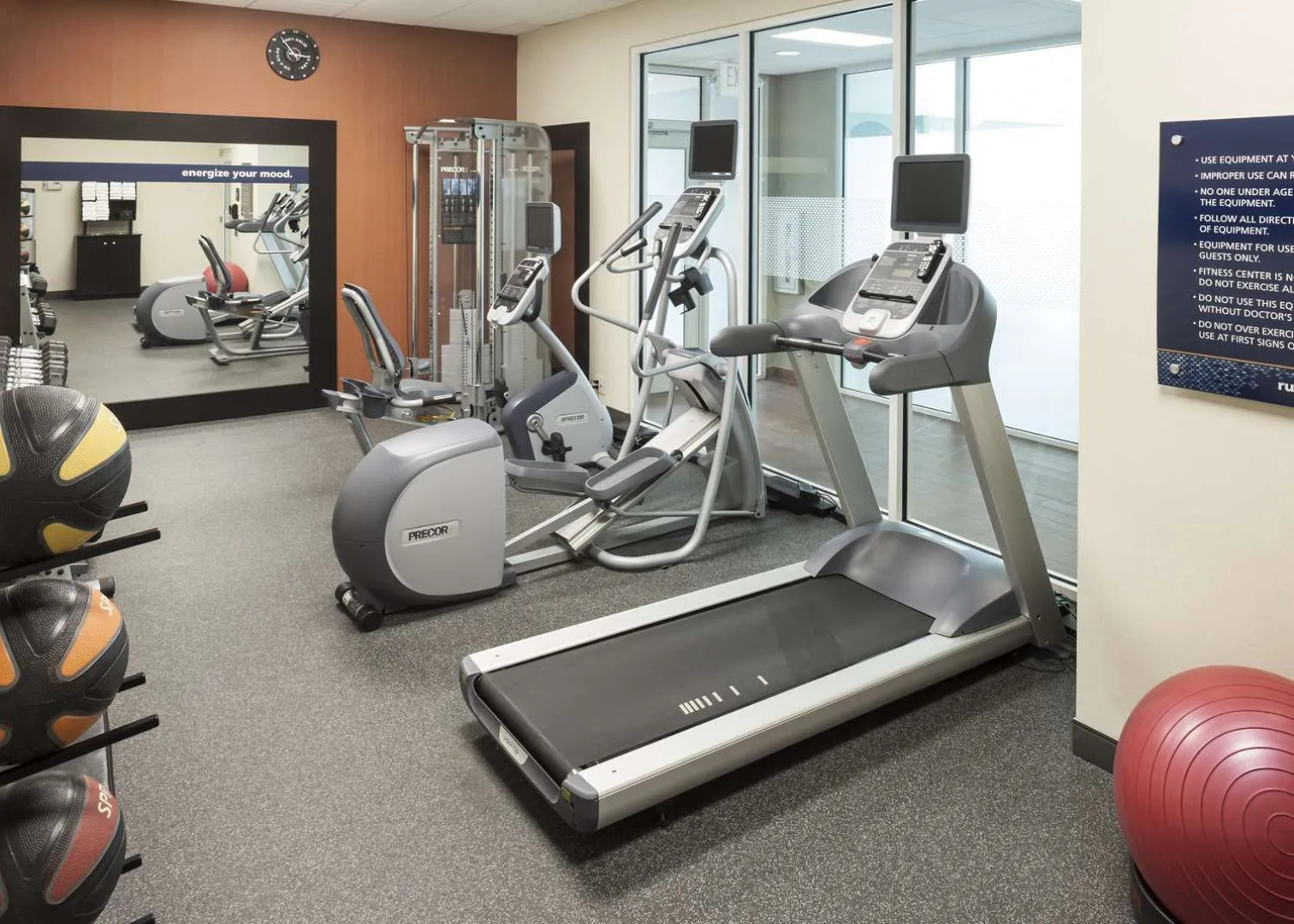 Hampton Inn & Suites St. Louis at Forest Park